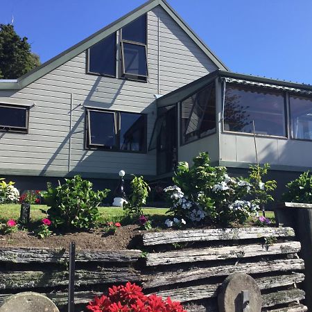 Norfolk Gardens Bed And Breakfast Te Kopuru Exterior photo