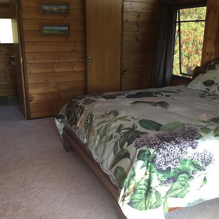 Norfolk Gardens Bed And Breakfast Te Kopuru Room photo
